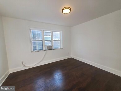 2341 Gerritt St, Philadelphia, PA 19146 - photo 5