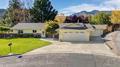 813 Silva Ct, Yreka, CA 96097 - photo 2