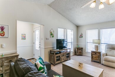 301 Mountain View Ct, Bedford, TX 76021 - photo 4