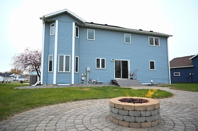 407 Kroshus Dr, Dilworth, MN 56529 - photo 4