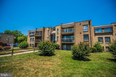 7593 Gales Ct unit 103, Manassas, VA 20109 - photo 3