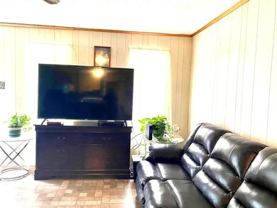 1009 Murphy St, Gainesville, TX 76240 - photo 5