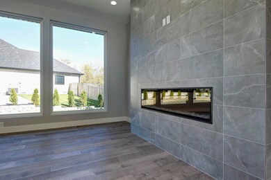 203 N Blarney Ct, Nixa, MO 65714 - photo 4