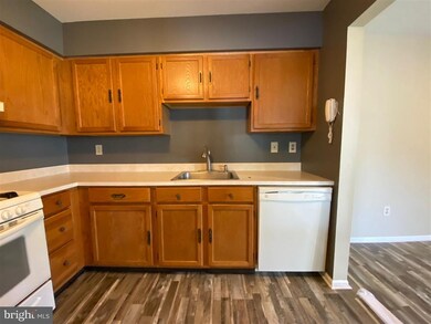 241 Andover Place, Trenton, NJ 08691 - photo 7