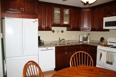 3502 Bobolink Ln, Rolling Meadows, IL 60008 - photo 3