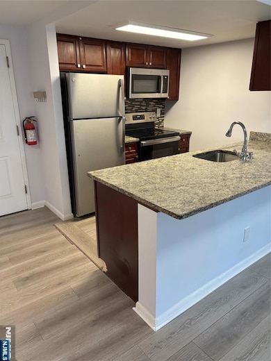 Clinton Place Condominium unit 203, Hackensack, NJ 07601 - photo 4