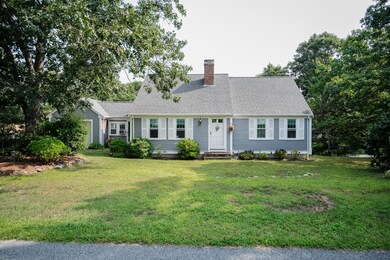 8 Richard Rd, Yarmouth Port, MA 02675 - photo 4