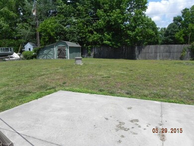 7107 Wincrest Dr, High Point, NC 27263 - photo 4