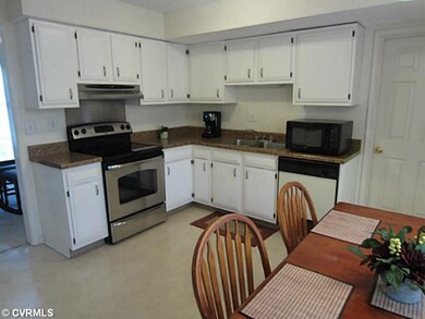 Kitchen - Kitchen is complimented by All New Faux 