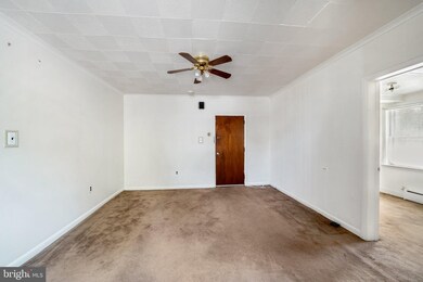 713 Beechwood Ave, Darby, PA 19023 - photo 6