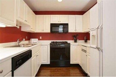 340 Bunker Hill St unit 3F, Charlestown, MA 02129 - photo 4