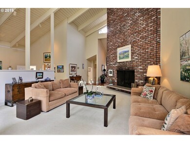 17900 Sarah Hill Ln, Lake Oswego, OR 97035 - photo 5