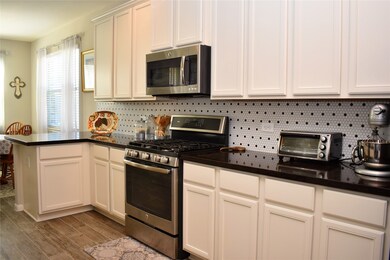 30127 Saw Oaks Dr, Magnolia, TX 77355 - photo 6