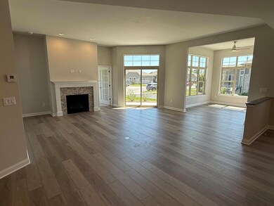 313 Standing Stone Dr unit 23-61, Waukesha, WI 53189 - photo 3