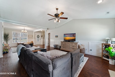 101 Rockford Ct, Jacksonville, NC 28540 - photo 4