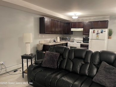 86 El Camino Loop, Staten Island, NY 10309 - photo 4