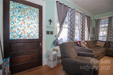 202 S Oak St, Statesville, NC 28677 - photo 6