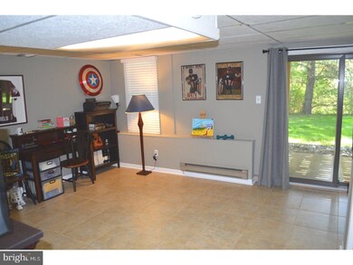 22 Ruth Rd, Brookhaven, PA 19015 - photo 4