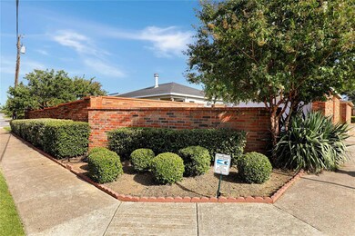 1301 Autumn Chase Square, Bedford, TX 76022 - photo 3