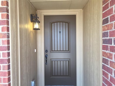 18216 Sandhurst Ct, Edmond, OK 73012 - photo 2