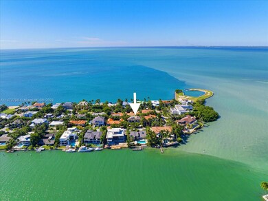 730 N Mashta Dr, Key Biscayne, FL 33149 - photo 4