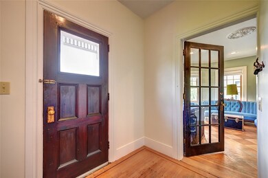 81 Irving Ave unit 2, Providence, RI 02906 - photo 5