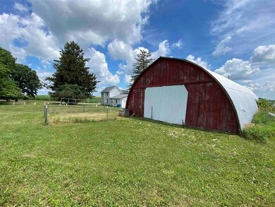 6835 Curve Rd, Lancaster, WI 53813 - photo 3