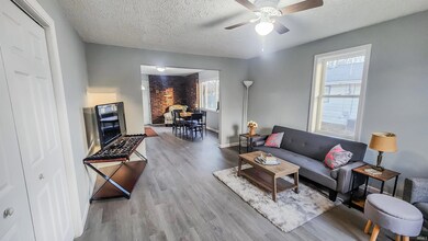 729 2nd St NW, Linton, IN 47441 - photo 5