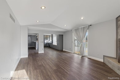 16550 Huff St, Livonia, MI 48154 - photo 7