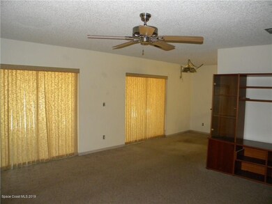 Living / Dining
