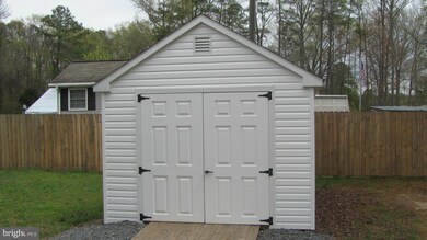 219 Mount Vernon Dr, Colonial Beach, VA 22443 - photo 3