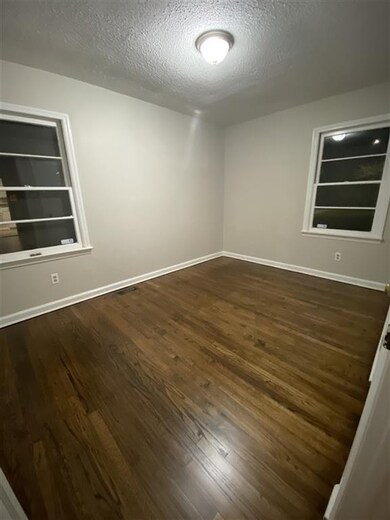 201 Dixon St, Warner Robins, GA 31088 - photo 3