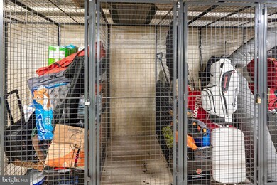 815 N Patrick St unit 211, Alexandria, VA 22314 - photo 5