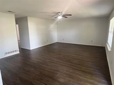 2509 W 5th Ave, Corsicana, TX 75110 - photo 2