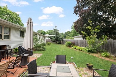 31 Lenox Rd, Cranston, RI 02920 - photo 4