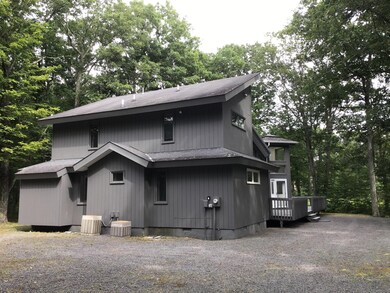 219 Broadmoor Dr, Hawley, PA 18428 - photo 3