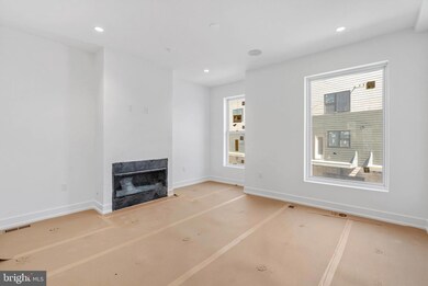 600 Fairmount Ave unit J4, Philadelphia, PA 19123 - photo 4