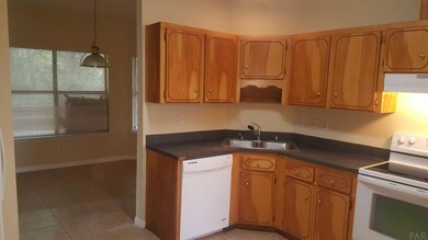 3364 Holt Cir, Pensacola, FL 32526 - photo 3