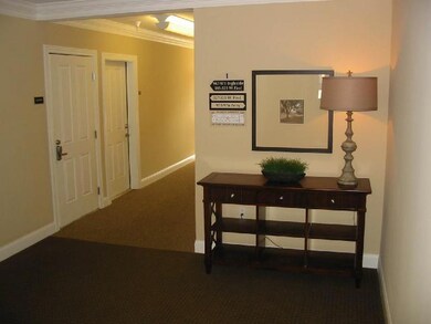 949 Ingleside Ave unit 3A, Columbus, OH 43215 - photo 7