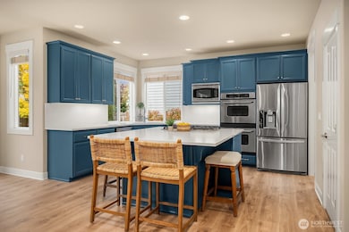 27528 SE 28th Ct, Sammamish, WA 98075 - photo 6