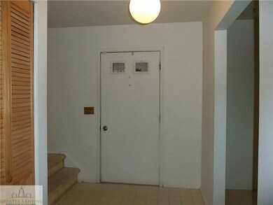 4018 Windward Dr, Lansing, MI 48911 - photo 2