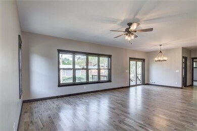 2930 Comet Ct, Eau Claire, WI 54703 - photo 4