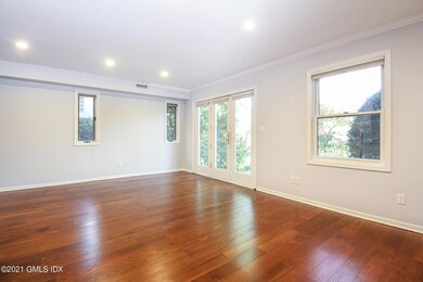 351 Pemberwick Rd unit 403, Greenwich, CT 06831 - photo 3