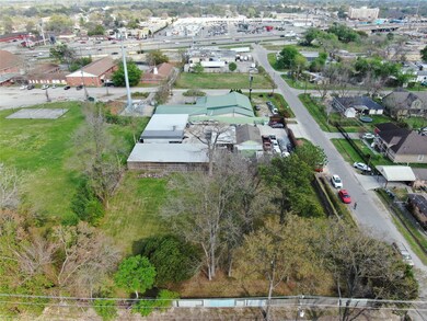 301 E Hamilton St, Houston, TX 77076 - photo 3