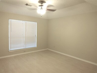 3916 Fernwood Dr, Pearland, TX 77584 - photo 5