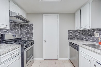 1155 Castolan Dr, Houston, TX 77038 - photo 6