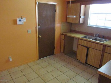 7835 Jasper Ave, Jacksonville, FL 32211 - photo 5