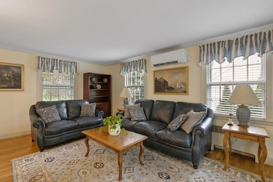 7 Mohawk Rd, Marblehead, MA 01945 - photo 6