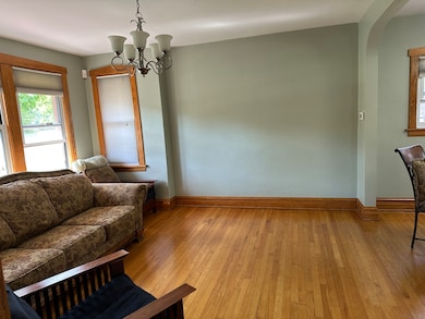 192 Waubansee Rd, Riverside, IL 60546 - photo 6