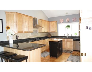 21 Beechwood Ln, Rockland, MA 02370 - photo 4